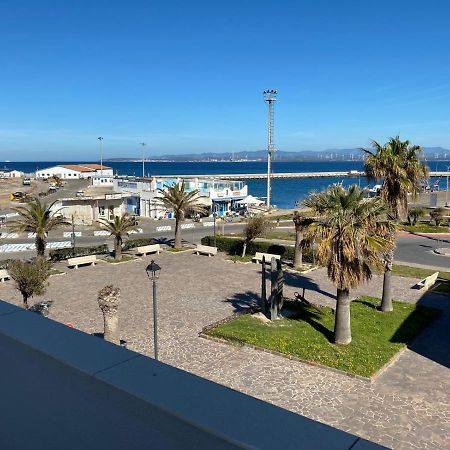 I Fenicotteri - Appartamenti Sul Mare Calasetta Kültér fotó