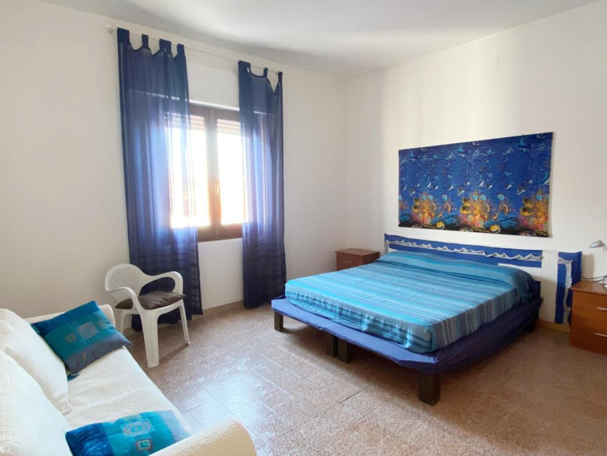 I Fenicotteri - Appartamenti Sul Mare Calasetta Kültér fotó