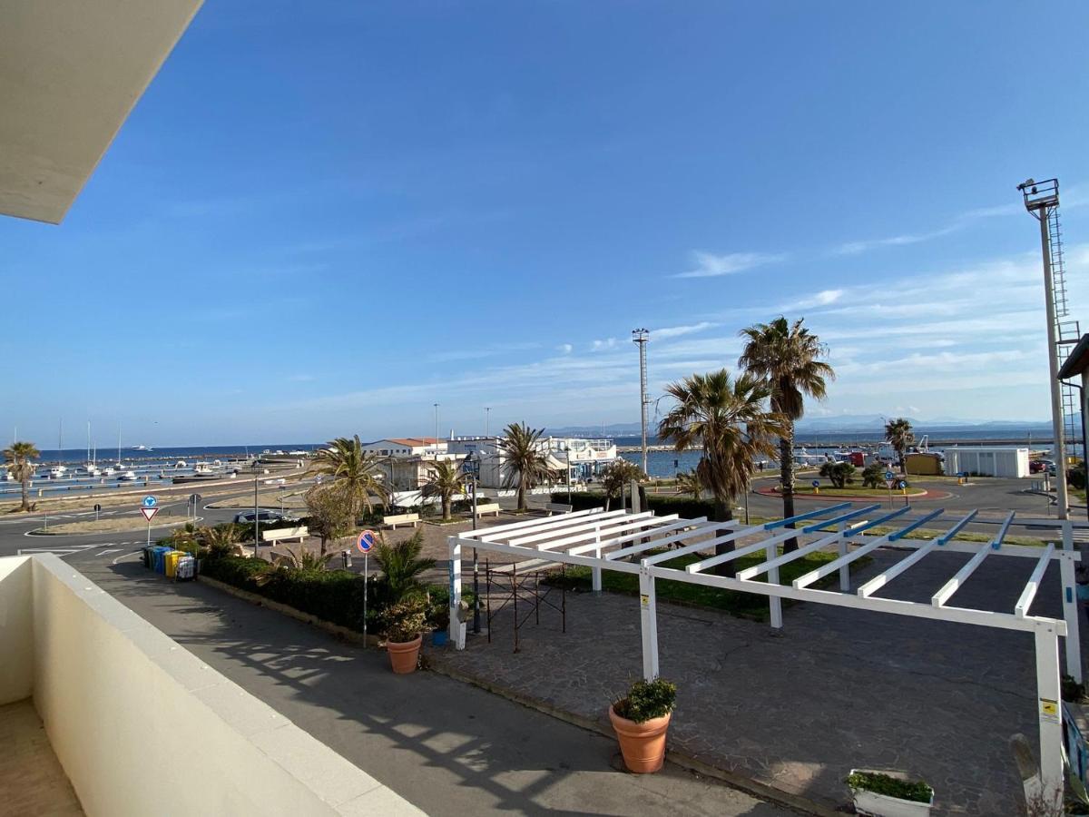I Fenicotteri - Appartamenti Sul Mare Calasetta Kültér fotó