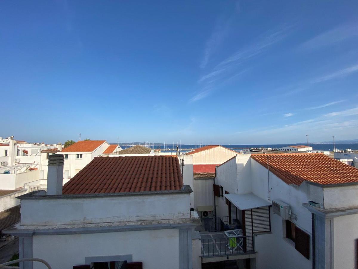 I Fenicotteri - Appartamenti Sul Mare Calasetta Kültér fotó