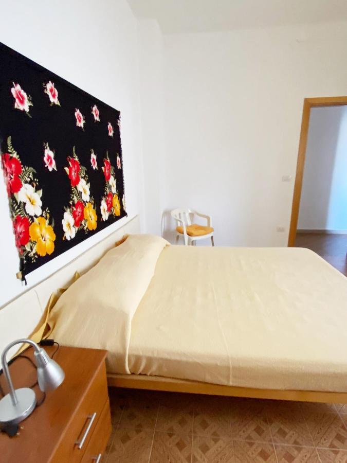 I Fenicotteri - Appartamenti Sul Mare Calasetta Kültér fotó