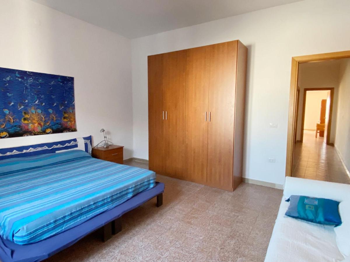 I Fenicotteri - Appartamenti Sul Mare Calasetta Kültér fotó