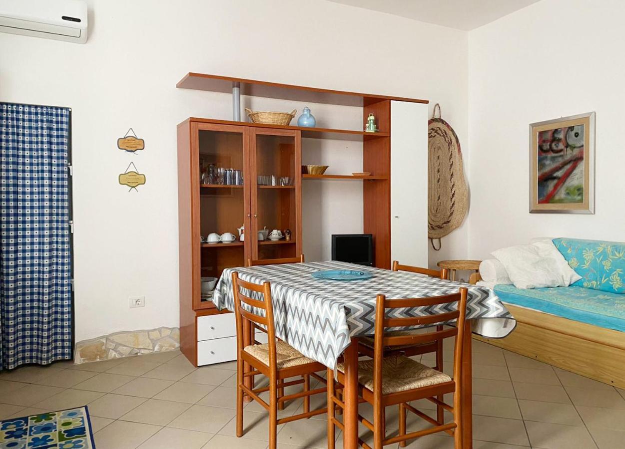 I Fenicotteri - Appartamenti Sul Mare Calasetta Kültér fotó