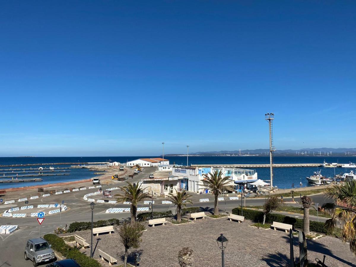 I Fenicotteri - Appartamenti Sul Mare Calasetta Kültér fotó